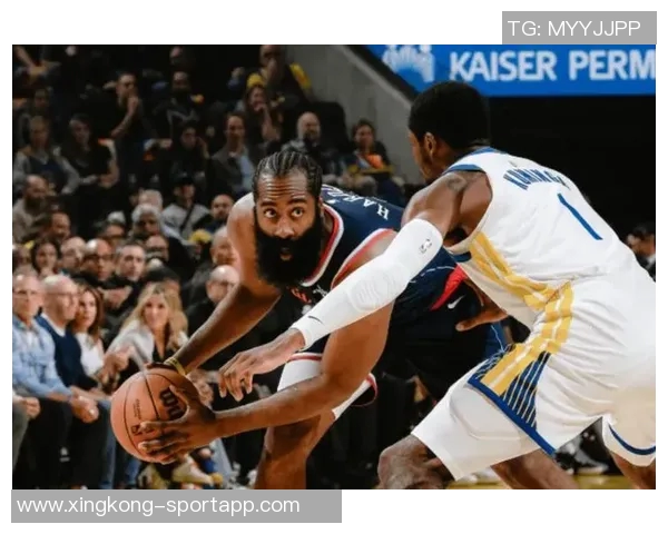 哈登深情表白女友：我对她的爱从未改变，早已深陷爱河